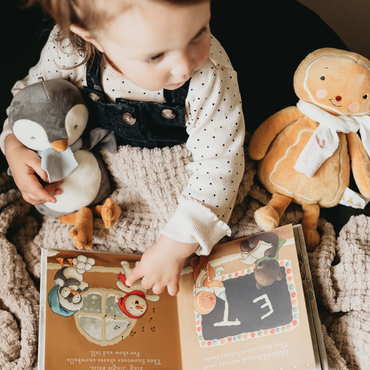 Bunnies By The Bay - Holiday Elf-A-Mentary School Holiday Board Book