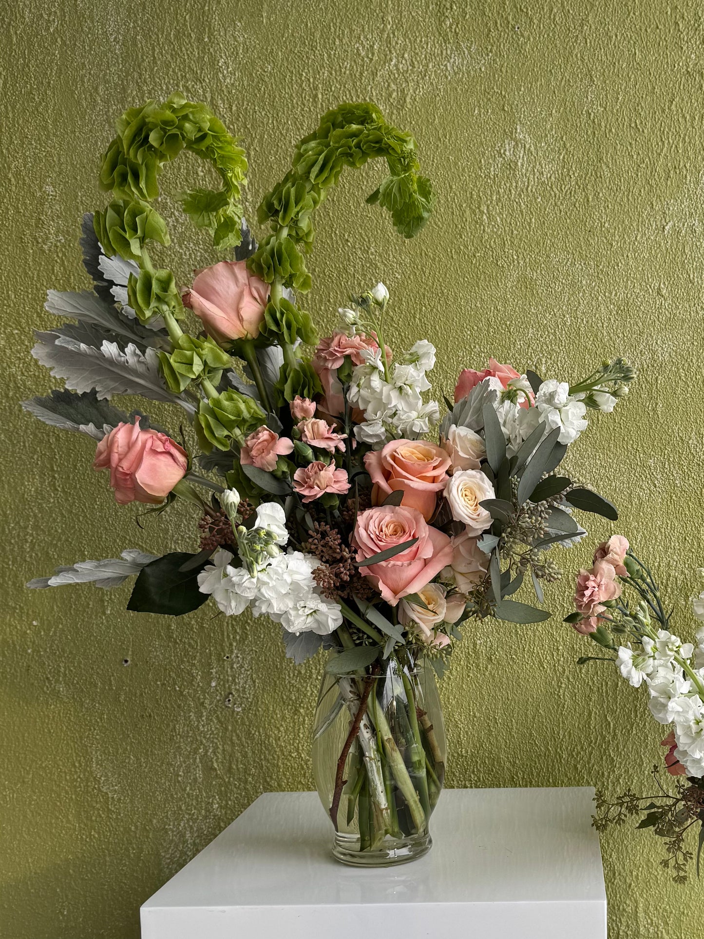 Cheerful Classic Bouquet