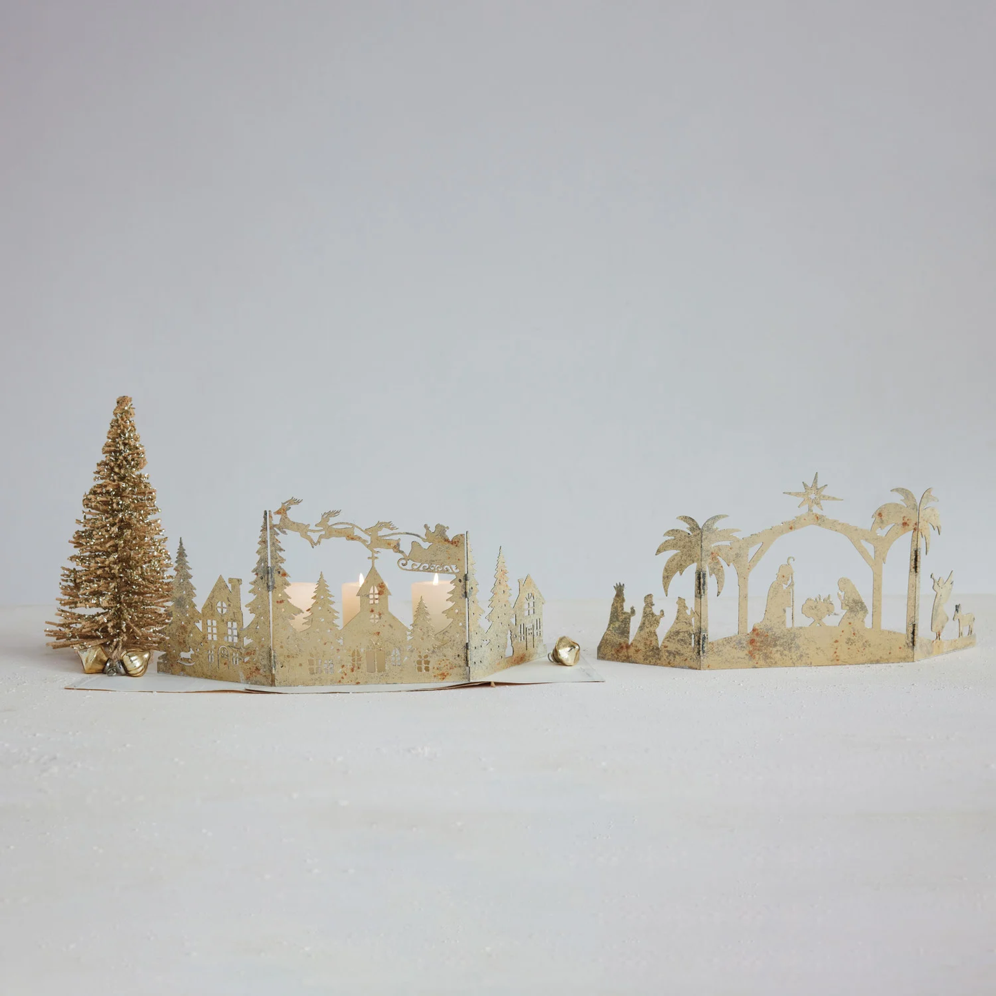 Creative Co-Op - Distressed Metal Folding Nativity