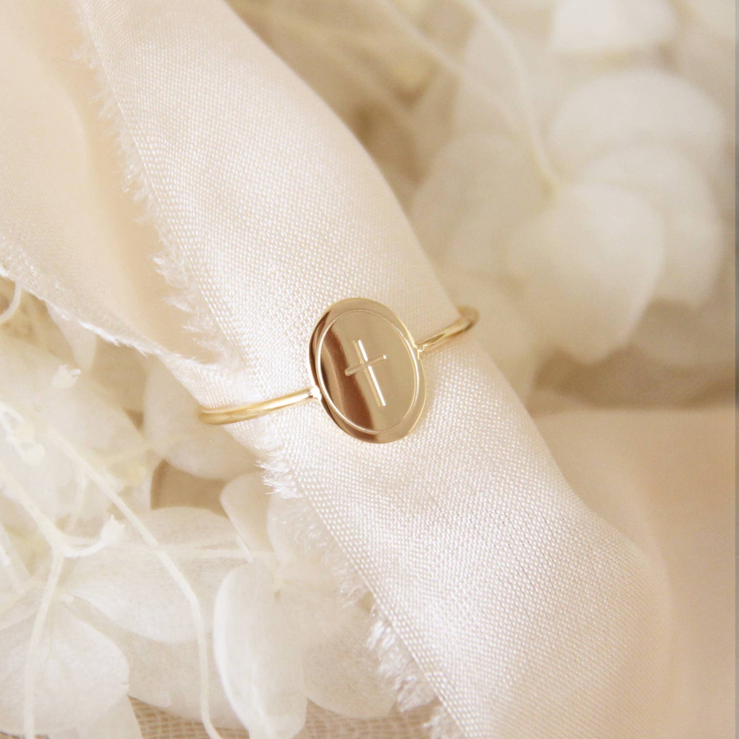 LoveStory - Oval Engraved Cross Gold Ring Size 6