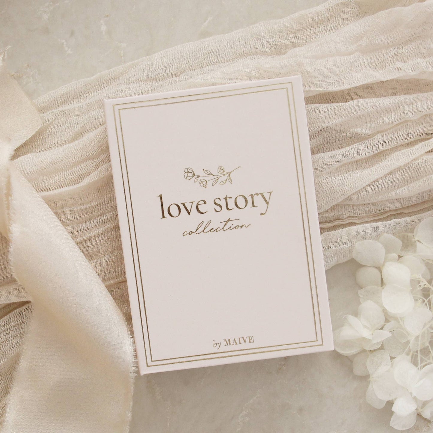 LoveStory - Daughter Heir Heart Romans 8:16-17 Gold Necklace