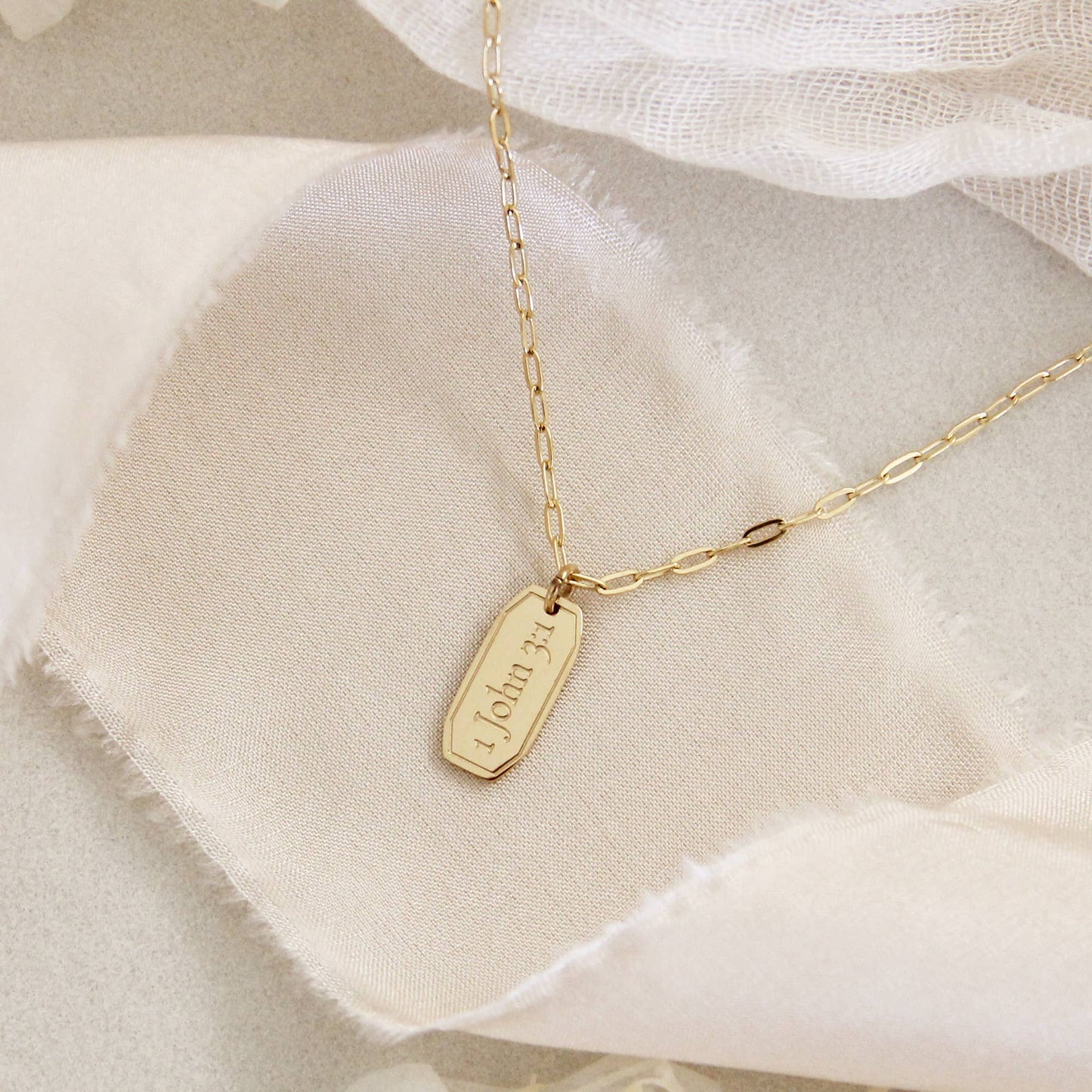 LoveStory - Daughter 1 John 3:1 Gold Necklace