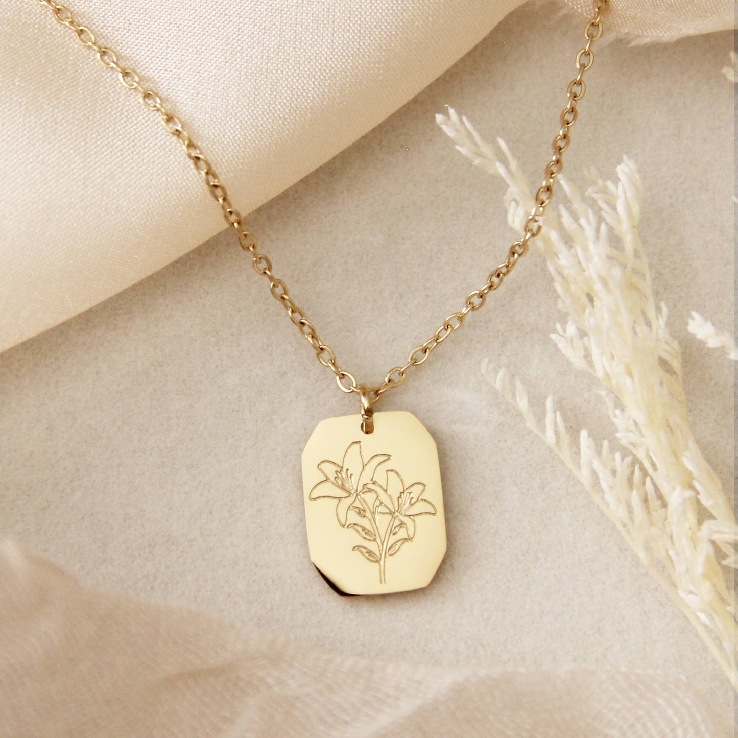 LoveStory - Consider the Lilies Luke 12:27-28 Gold Necklace