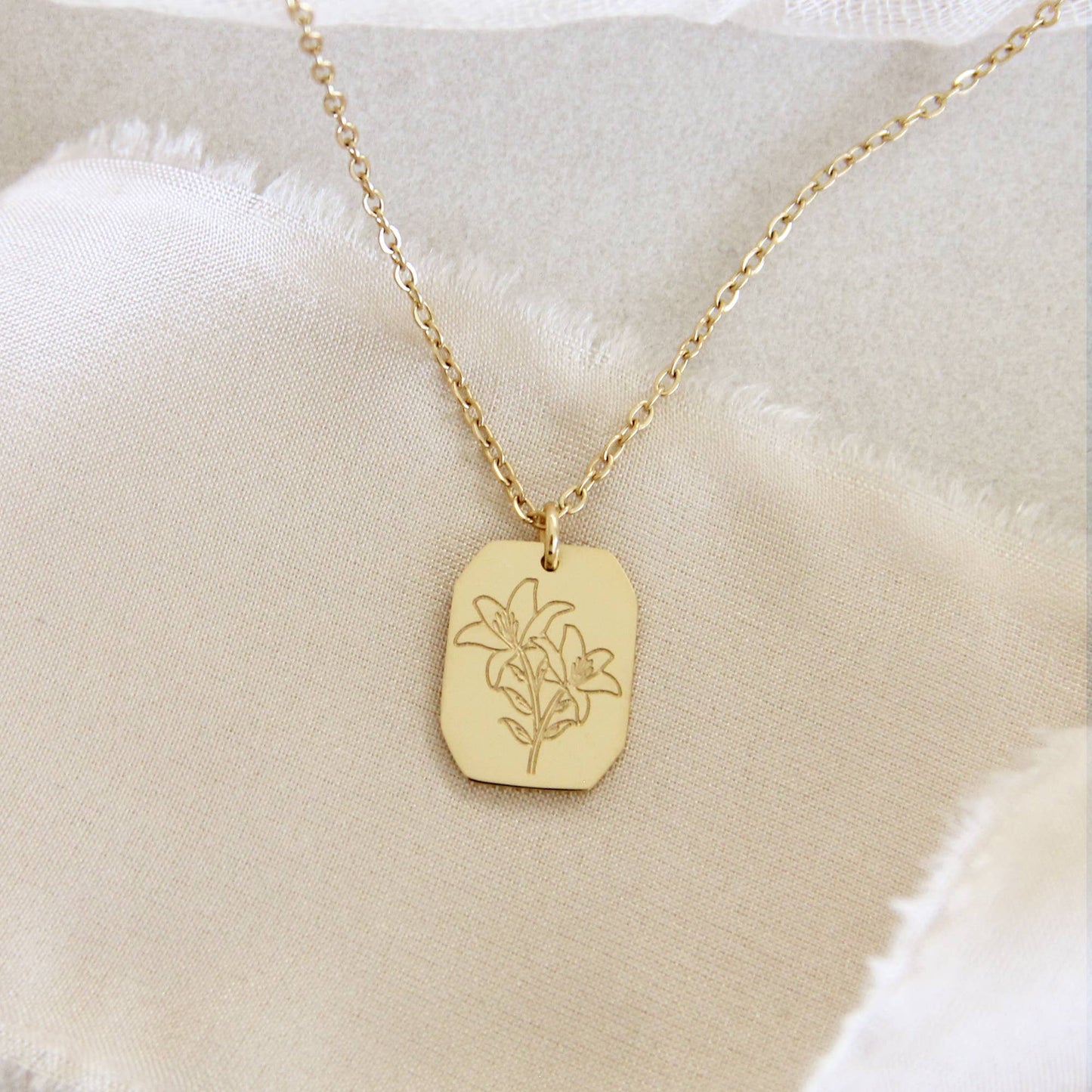 LoveStory - Consider the Lilies Luke 12:27-28 Gold Necklace