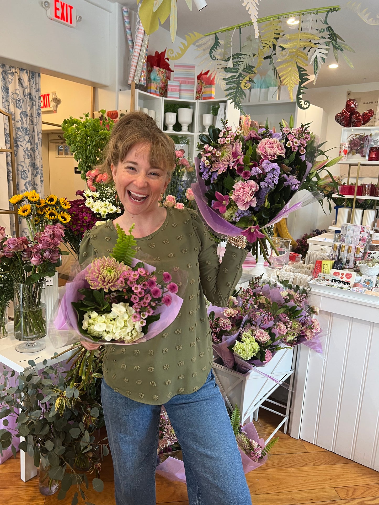 Grab & Go Bouquet (In-Store or Curbside Pickup Only)