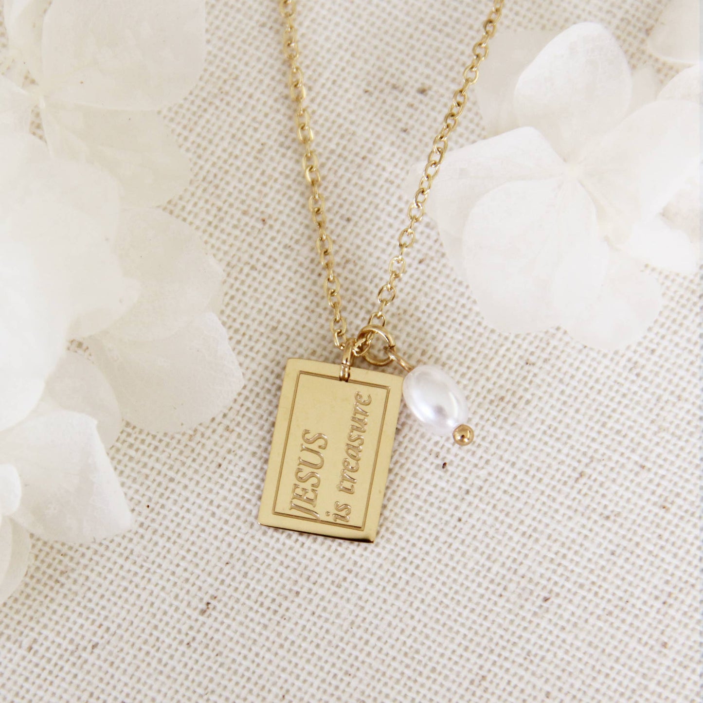 LoveStory - Parable of the Pearl Matt 13:45-46 Gold Necklace