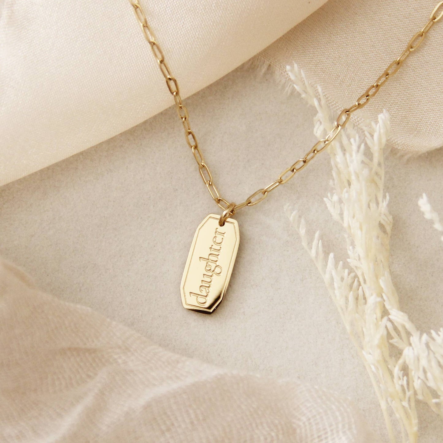 LoveStory - Daughter 1 John 3:1 Gold Necklace